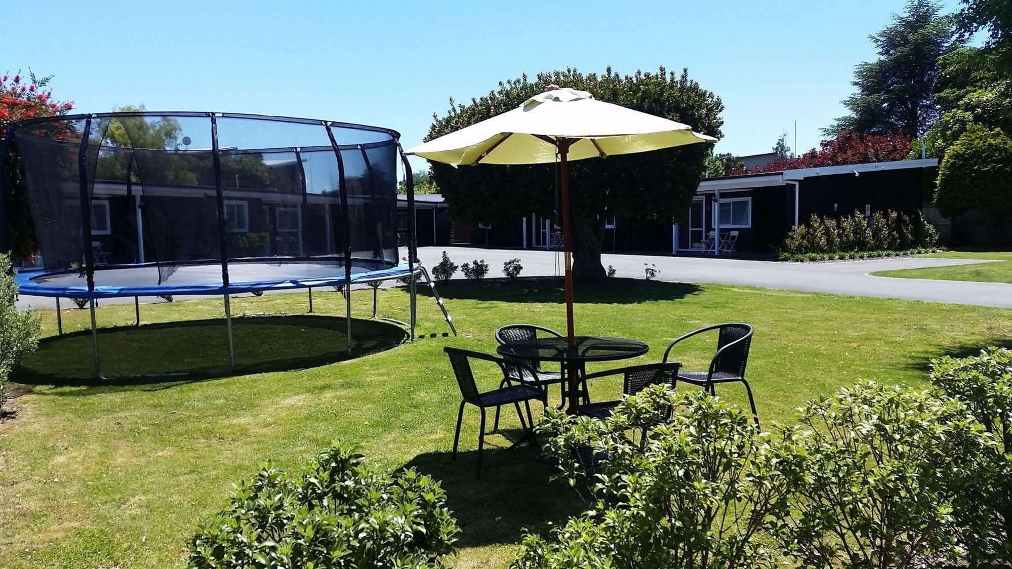 Little Haven Motel Tauposee